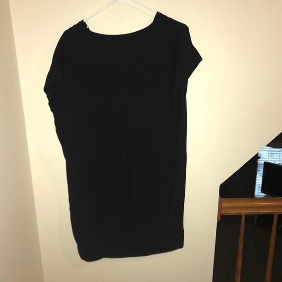 Black t-shirt dress - Picture 1 of 2